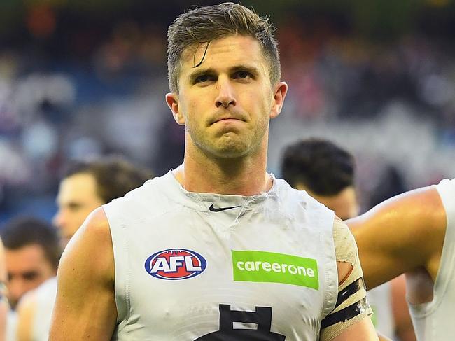 MELBOURNE, AUSTRALIA - MAY 13:  Marc Murphy of the Blues looks dejected after losing the round eight AFL match between the St Kilda Saints and the Carlton Blues at Etihad Stadium on May 13, 2017 in Melbourne, Australia.  (Photo by Quinn Rooney/Getty Images)