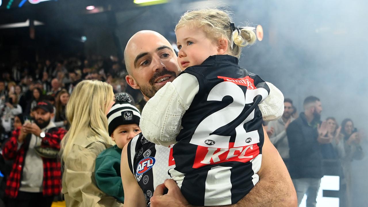 Steele Sidebottom runs out before his 300th game.