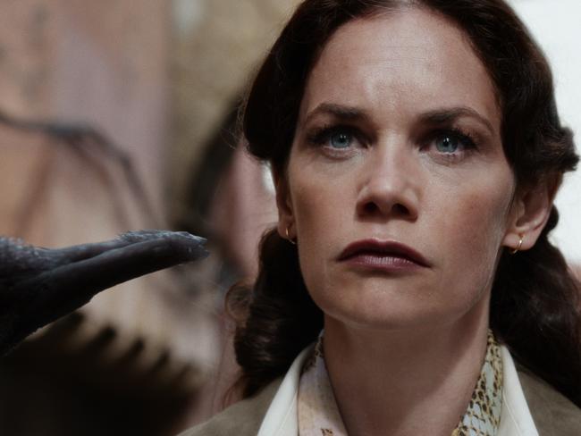 Ruth Wilson plays Mrs Coulter in His Dark Materials.