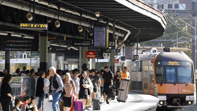 Sydney’s long running train pay deal appears to have been finalised. Picture: NewsWire / Damian Shaw