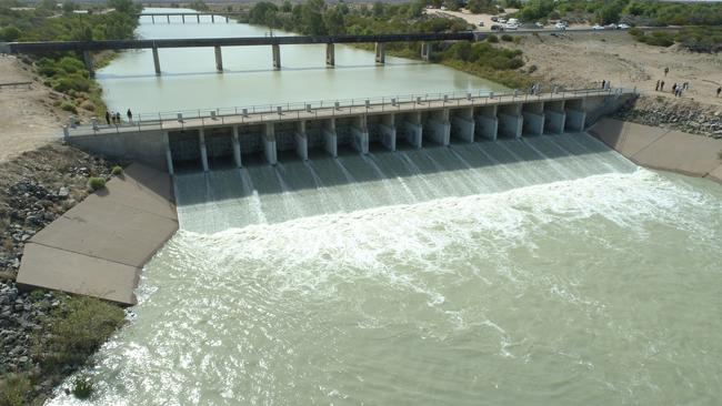 Floodplain harvesting will be banned once the volume of water in the Menindee Lakes falls below 195 gigalitres.