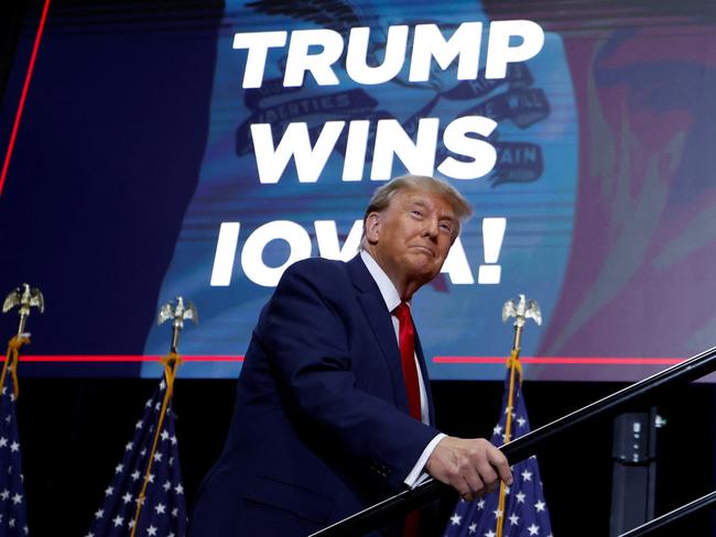 Republican presidential candidate and former U.S. President Donald Trump takes the stage during his Iowa caucus night watch party in Des Moines, Iowa, U.S., January 15, 2024.  REUTERS/Evelyn Hockstein