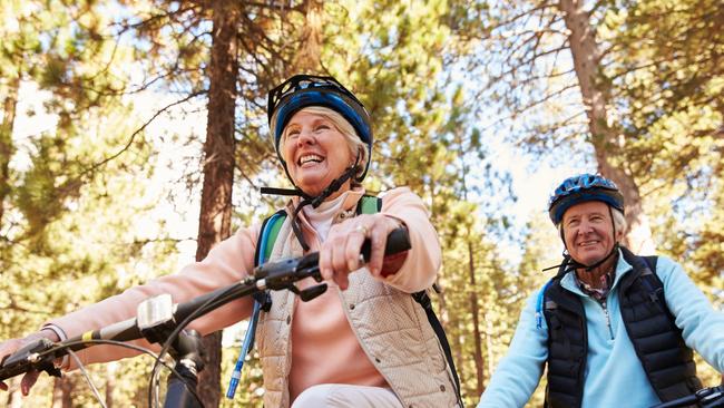 Gold Coast Mayor to urge State Government to relax helmet laws to help proposed bike hire scheme.