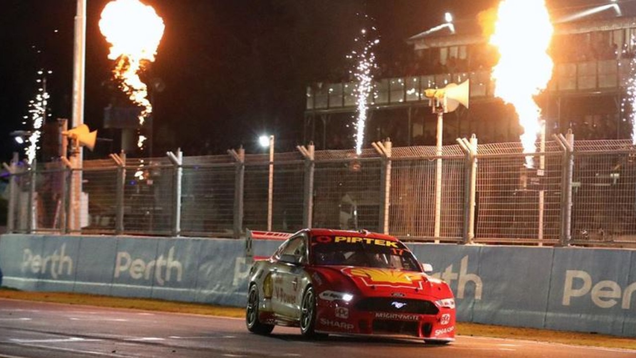 Scott McLaughlin won again to strengthen his grasp on the Supercars title.