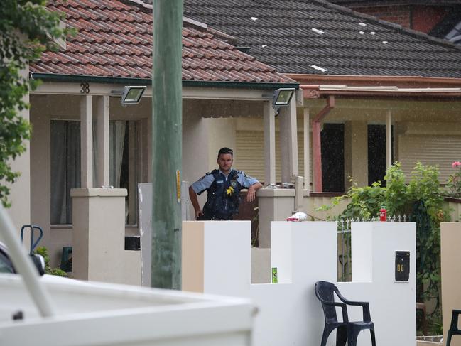 Police at Francis St in Fairfield, where a man and woman were attacked. Picture: David Swift