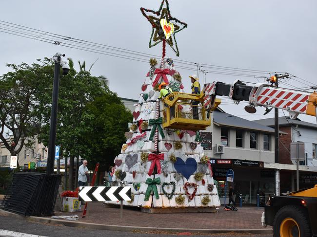 Photos of the 2020 Lismore Christmas Tree