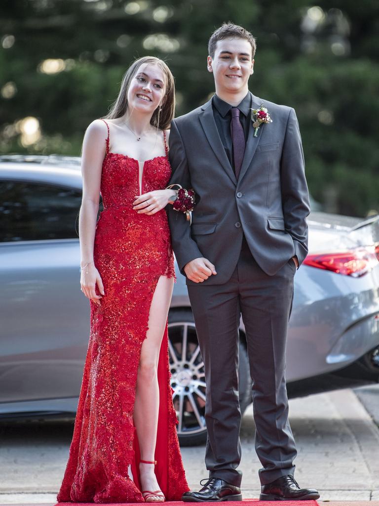 Haylee Dening and Dylan Harwood. Toowoomba State High School formal at Picnic Point. Friday, September 9, 2022. Picture: Nev Madsen.