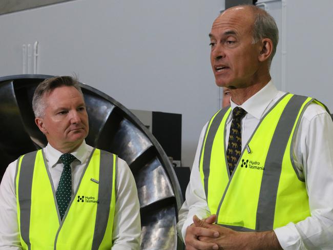 Minister for State Development Construction and Housing Guy Barnett (right).