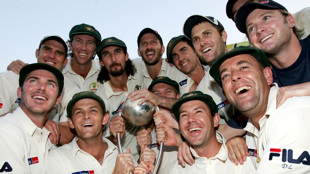 The last Australian team to win the Border Gavaskar Trophy in India back in 2004. (Photo by Hamish Blair/Getty Images)