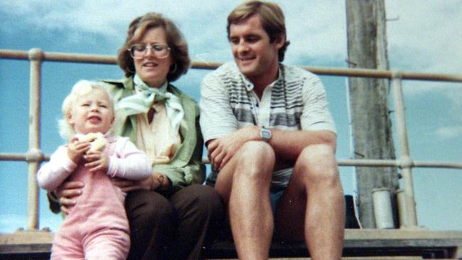 Lynette Dawson with husband Chris and daughter Shanelle.