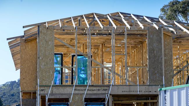 Blistering rent increases and the soaring cost for new dwellings caused housing inflation to run at more than 7 per cent. Picture: NCA NewsWire / Roy VanDerVegt