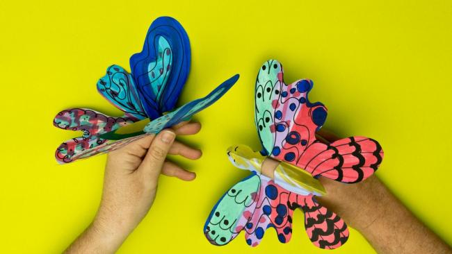 Papercraft for kids: How to make a butterfly finger ring