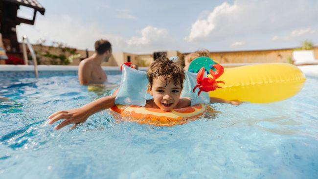 All children need to be supervised, no matter how well they can swim. Image: iStock 