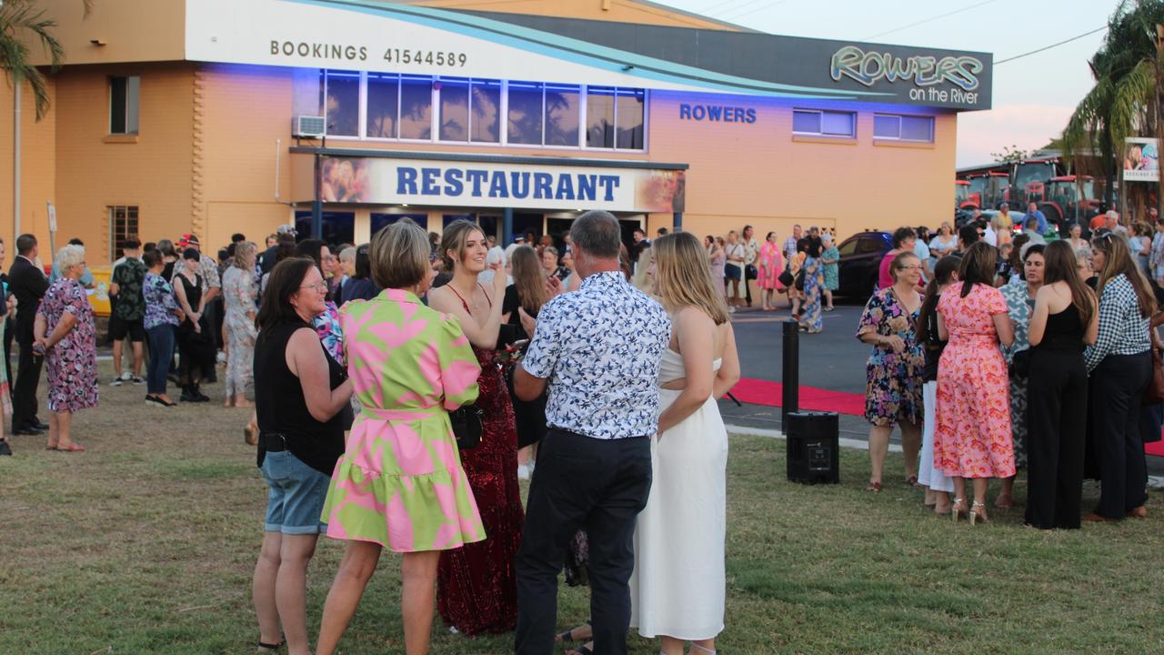 Families and students enjoyed the beautiful sunset before going into Rowers on the River for the 2023 Gin Gin State High School Formal.