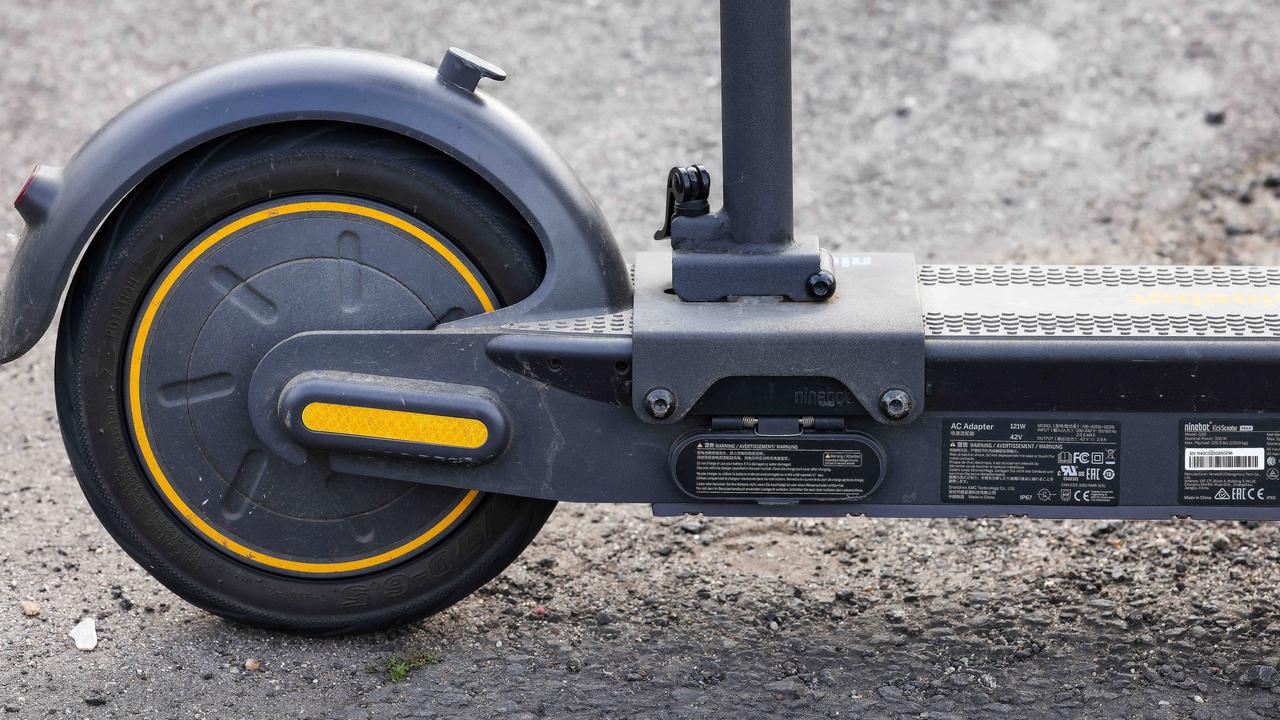 Electric scooters are an increasingly popular method of travel. Picture: NewsWire / Ian Currie