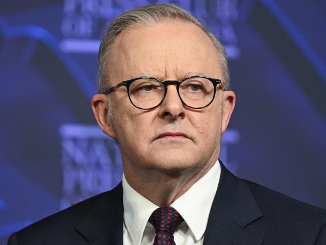 CANBERRA, AUSTRALIA  - NewsWire Photos - January 24, 2025:  Prime Minister Anthony Albanese addresses the National Press Club of Australia in Canberra. Picture: NewsWire / Martin Ollman