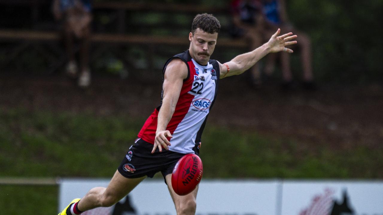 Connor Giddings playing for Southern Districts in the 2024-25 NTFL season. Picture: Patch Clapp / AFLNT Media