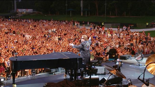 Elton John performing at C.ex Coffs International Stadium.