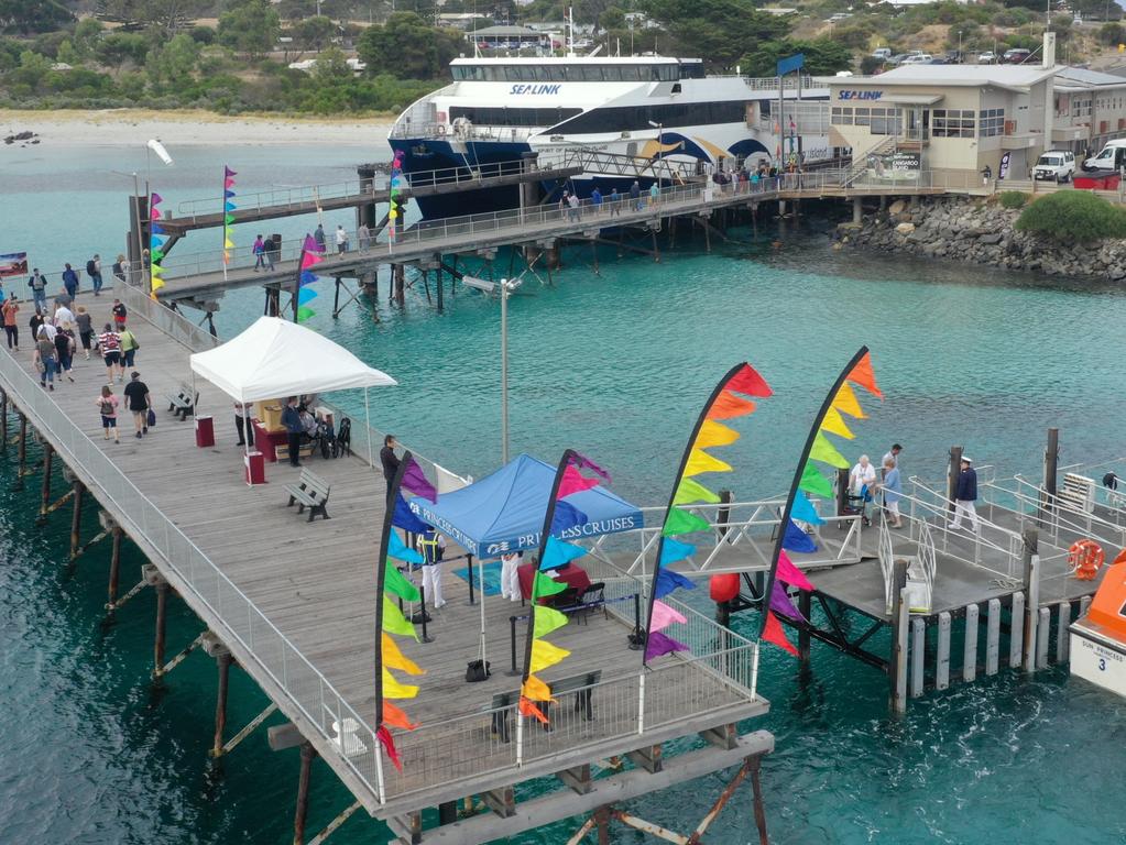 Devastated island welcomes cruise ship