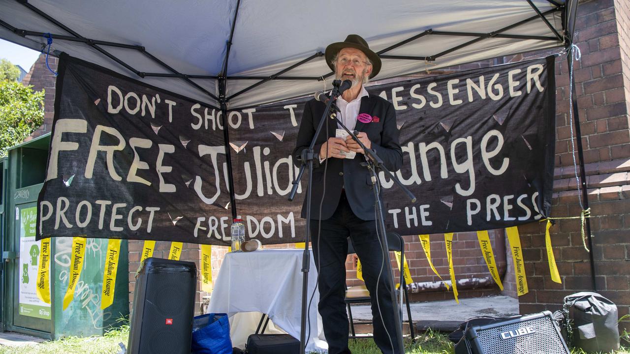 Father of Assange, John Shipton speaking at Free Julian Assange rally outside Prime Minister Anthony Albanese’s office. Picture: NCA NewsWire / Simon Bullard