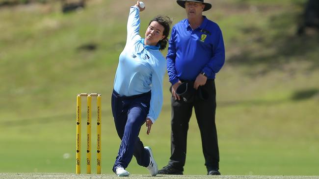 Kate McTaggart bowling for NSW Country at the Cricket Australia Under-19 National Female Cricket Championships in Perth, 6 December, 2022. Picture: Cricket Australia