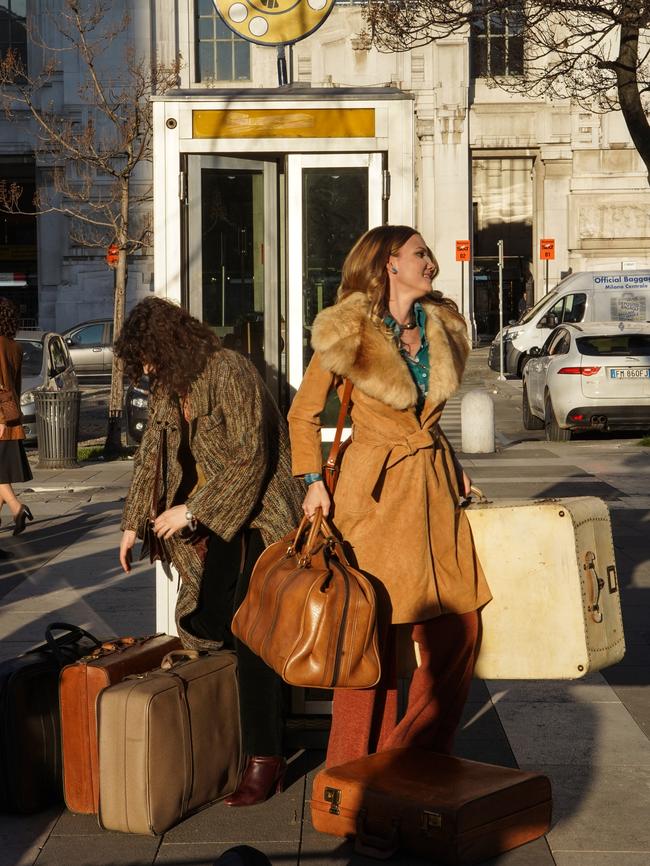 Irene (Greta Ferro) and Monica (Fiammetta Cicogna) head for a fashion shoot