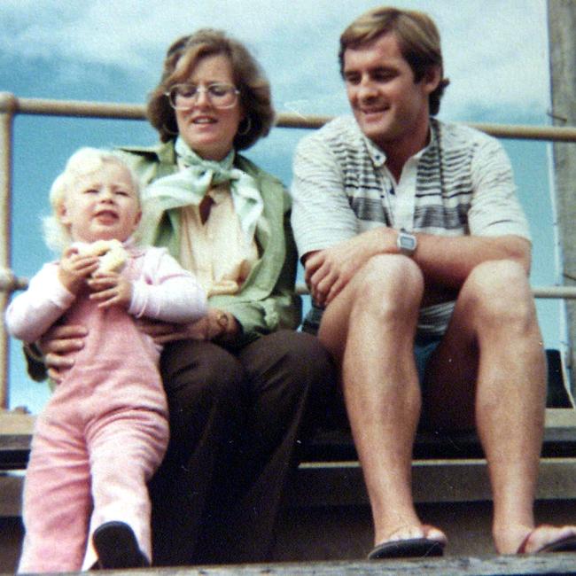 Chris Dawson and Lyn Dawson with daughter Shanelle in 1979.