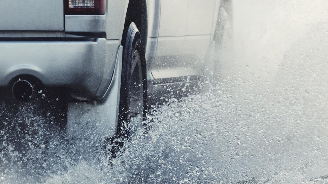 The Bureau of Meteorology has put out a warning for severe thunderstorms likely to produce heavy rainfall that could lead to flash flooding and damaging winds from Sarina to Ayr.