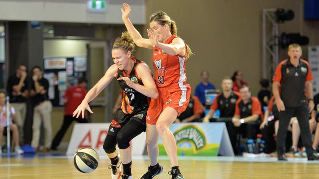 Townsville Fire and Perth Lynx are expected to be two of the leading teams in the WNBL.