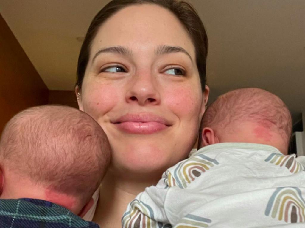 Ashley Graham Shares ‘amazing Topless Post Partum Photo The Advertiser 8914