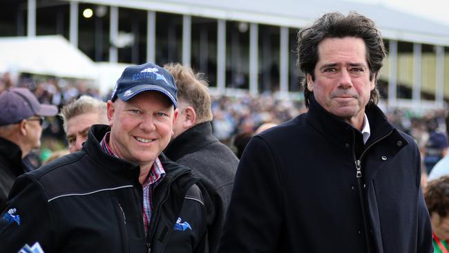 McLachlan (right) with syndicator Wylie Dalziel at the Warrnambool Carnival on Wednesday.