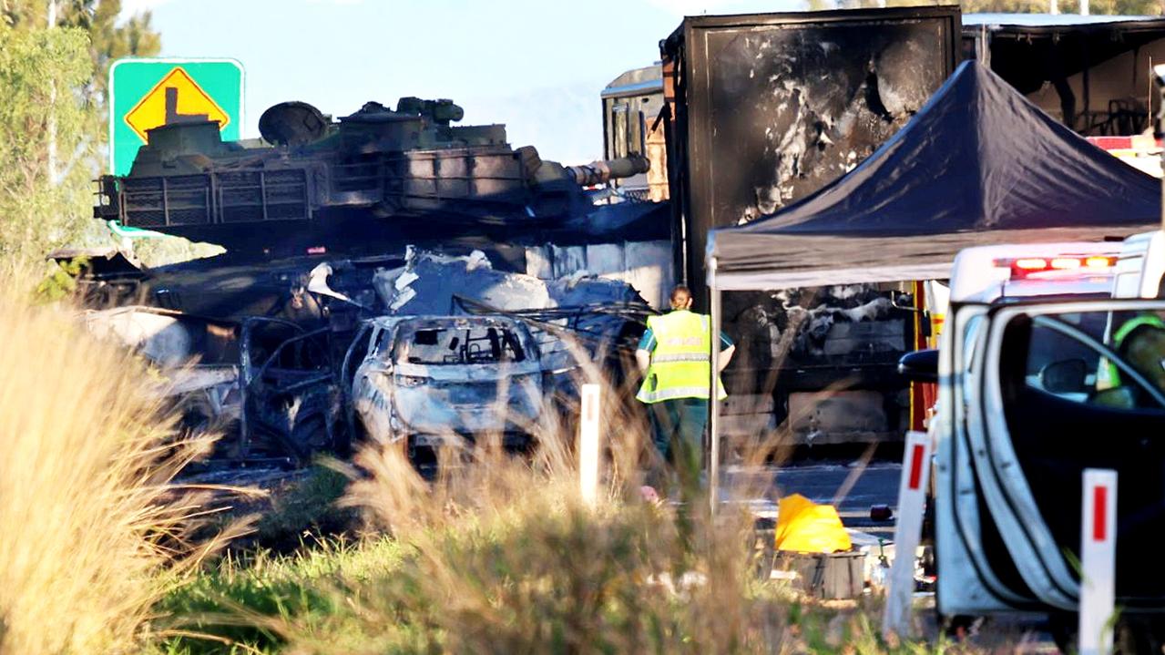 Rockhampton Police Investigate Bajool Bruce Highway Crash With Army ...