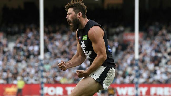 Levi Casboult kicks a goal for Carlton. Picture: Wayne Ludbey