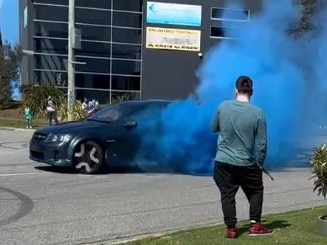 Frankston dad to be nabbed by police for performing gender reveal burnout