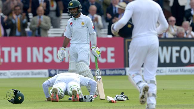 Misbah-ul-Haq does push-ups to celebrate his century at Lord’s.