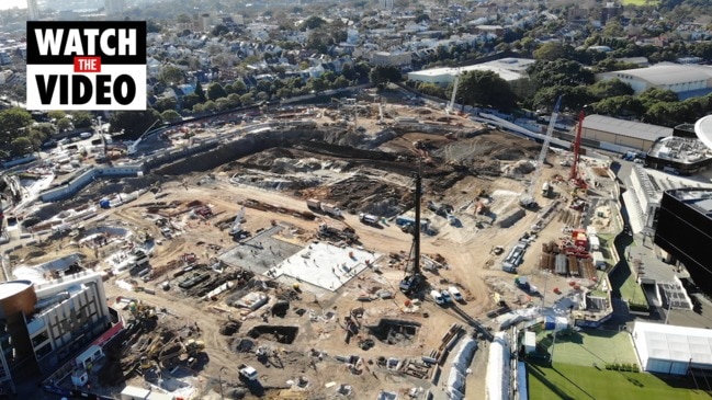 Construction of the new Sydney Football Stadium