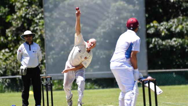 Indooroopilly bowler Shawn O'Rielly Sub districts cricket. Indooroopilly v Cleveland Thornlands. Saturday November 13, 2021. Picture, John Gass