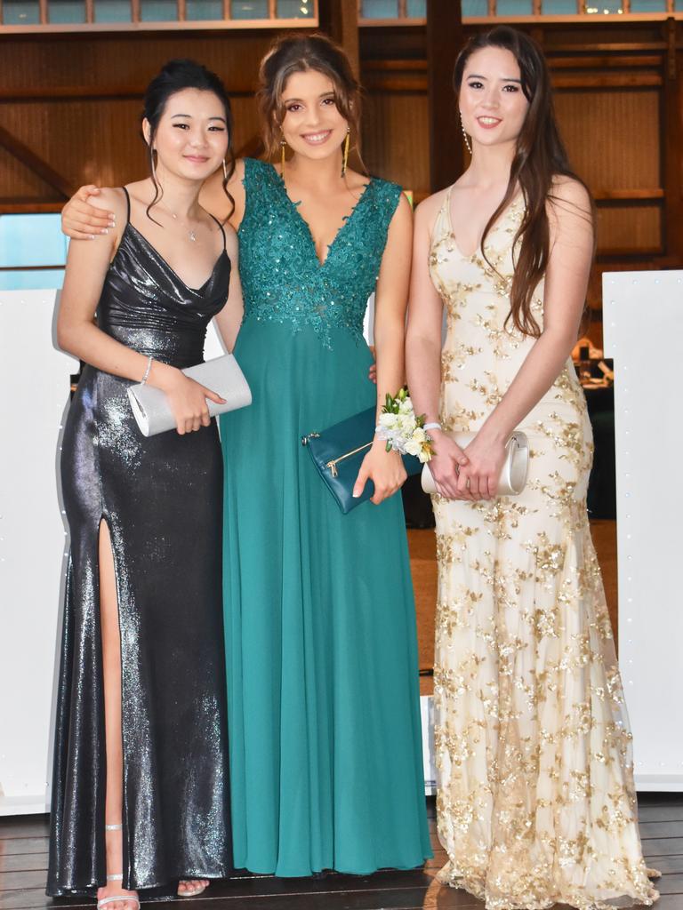 In photos: Cairns State High school formals of 2020 mega gallery ...