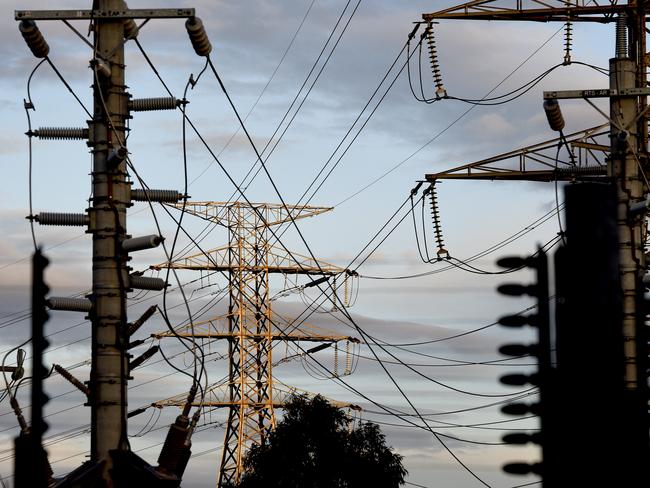 MELBOURNE, AUSTRALIA - NewsWire Photos June 03, 2022: Generic images of powerlines. Picture: NCA NewsWire / Andrew Henshaw