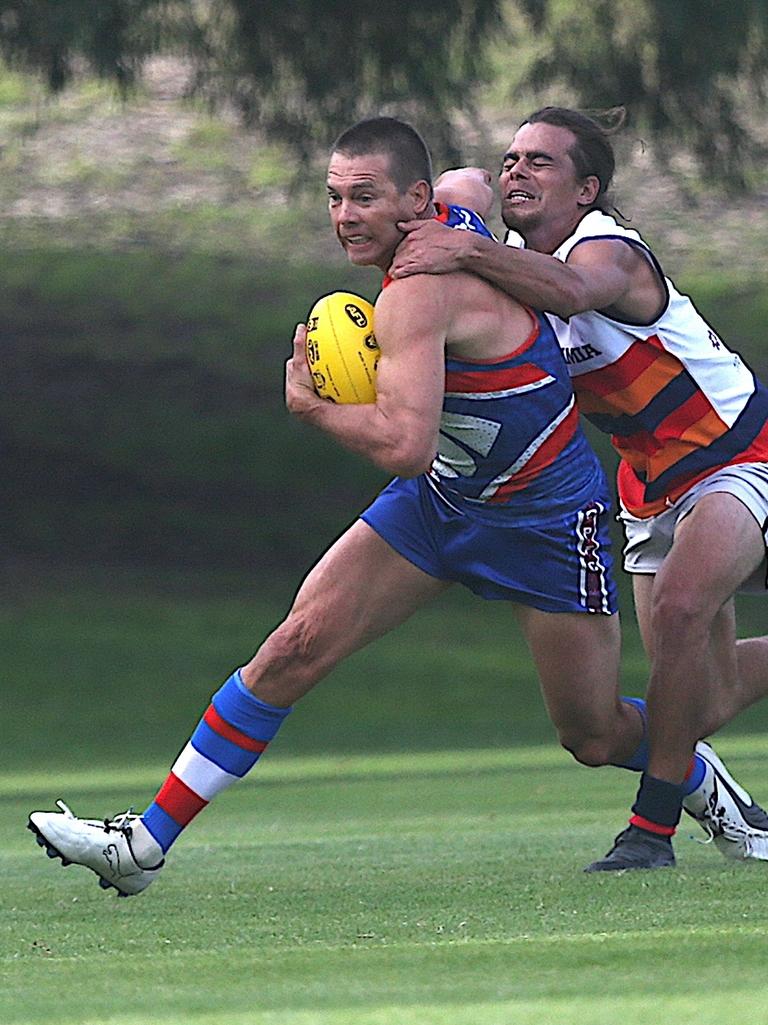 Ben Cousins is seen playing for Queens Park Bulldogs Picture: FAMO / BACKGRID