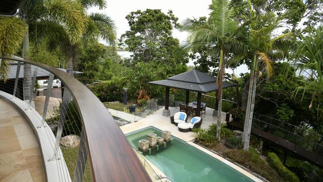 The spectacular Garners Beach property is on an elevated coastal site overlooking the Great Barrier Reef and has DA approval.