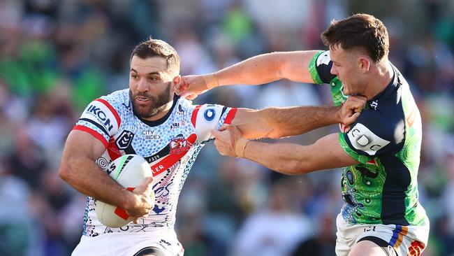 CANBERRA, AUSTRALIA - MAY 25: James Tedesco of the Roosters in action during the round 12 NRL match between Canberra Raiders and Sydney Roosters at GIO Stadium, on May 25, 2024, in Canberra, Australia. (Photo by Mark Nolan/Getty Images)