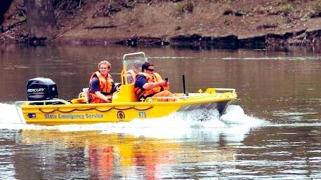 Sad news for the family of a 25-year-old man whose body was retrieved from the Murrumbidgee River today. Picture: SES Wagga