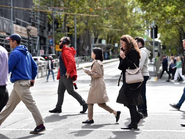 MELBOURNE, AUSTRALIA - NewsWire Photos APRIL 12TH, 2023: Consumer Spending, The International Monetary Fund slashed the outlook for the Australian economy overnight and warned the chances of a global hard landing, with inflation remaining higher for longer. Picture : NCA NewsWire / Nicki Connolly