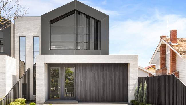 17B Myrtle Grove, Reservoir - for Herald Sun Real Estate