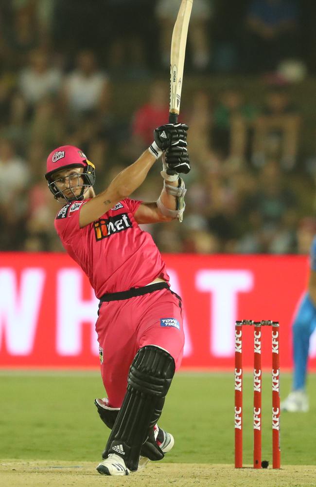 Tom Curran in action for the Sydney Sixers. Picture: Tony Feder/Getty