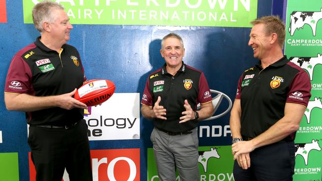 Noble with Graeme Swann and Chris Fagan after joining the Lions. Picture: Jono Searle