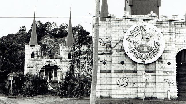 Magic Mountain’s entrance.