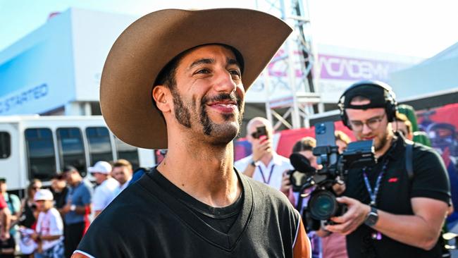 Daniel Ricciardo love America. Photo by CHANDAN KHANNA / AFP.