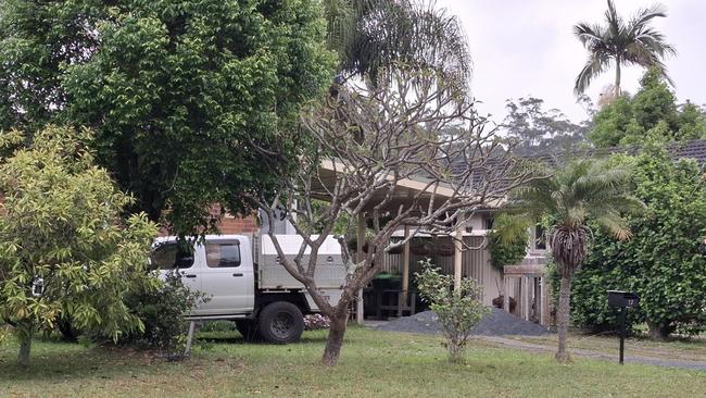 Police were investigating at a Kurrajong St property. Picture: Toni Moon/NewsLocal